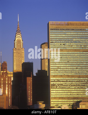CHRYSLER ET BÂTIMENTS DE L'ONU MIDTOWN MANHATTAN NEW YORK USA Banque D'Images