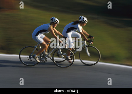 Passo Pordoi, vtt, Dolomites, Italie, Europe Banque D'Images