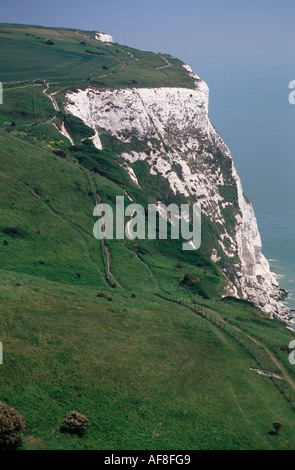 Les falaises blanches de Douvres tomber à la Manche, Dover, Kent Angleterre Banque D'Images