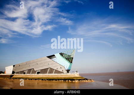 Le Musée Aquarium profond au coucher du soleil Kingston Upon Hull East Riding of Yorkshire Angleterre Banque D'Images