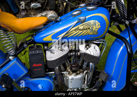 Gros plan d'une Indian Scout 741 moto classique. Goodwood Revival West Sussex UK 2007 Banque D'Images