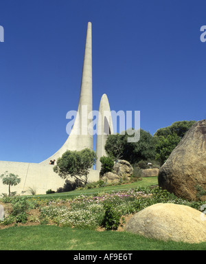 Taal Monument à Paarl - dévoilé le 10 octobre 1975 pour le centenaire de la Société des vrais Afrikaners Paarl, Afrique du Sud Banque D'Images