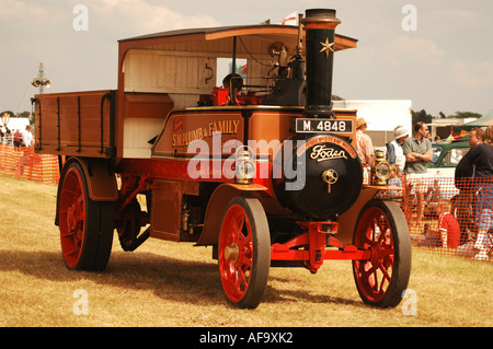 Le moteur à vapeur les roues des ailes et de la vapeur à afficher dans le Suffolk rougham UK 2006 Banque D'Images