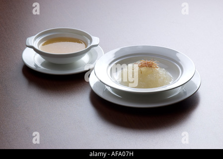 La nourriture chinoise le nid d'un dessert Banque D'Images