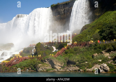 American Falls et l'Ouragan Park vu de Niagara Falls Ontario Canada New York USA waterfall Banque D'Images