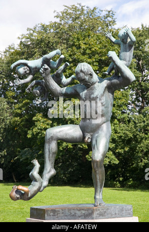 Sculpture Bronze in Vigeland Park, Oslo Norvège Banque D'Images