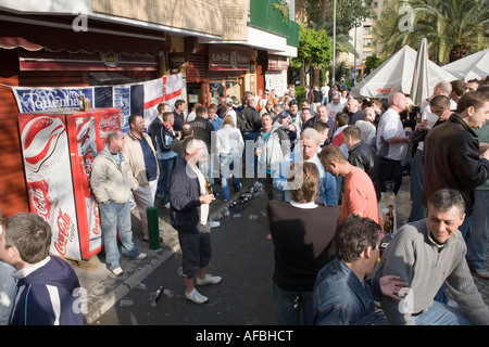 Des fans de Tottenham en tournée, Séville, Espagne Banque D'Images