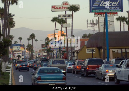 Ses rues colorées d'Ensenada Baja California au Mexique Banque D'Images