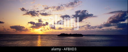 Flotte dans l'île de mer chatoyante au coucher du soleil de Floride Florida Keys clés Marathon Banque D'Images