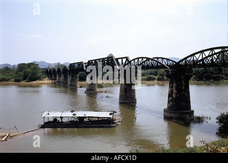 Géographie / voyages, Thaïlande, Tamarkan, Kanchanaburi, pont au-dessus de la rivière Kwai, Banque D'Images