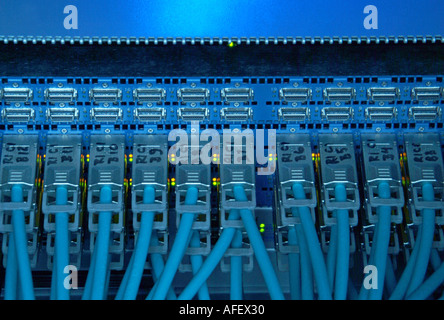 Pour l'interrupteur de l'ordinateur de bord supercomputing Vernetzung Banque D'Images