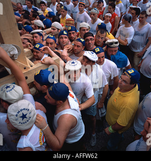 Nola Italie NA Festa dei Gigli Gigli, Festival de l'habituellement célébré le 22 juin Banque D'Images