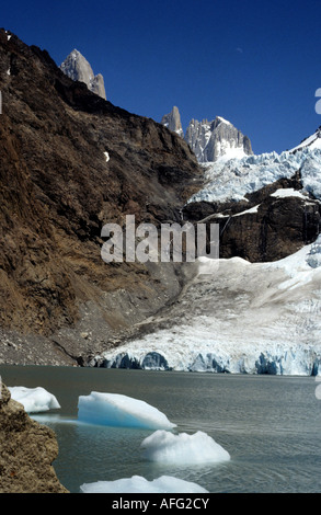 Glacier Piedras Blancas et le Mont Fitz Roy Banque D'Images