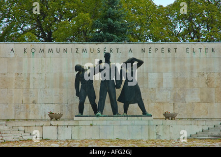 Panthéon du mouvement de la classe ouvrière en monument Cimetière Kerepesi au centre de Budapest, Hongrie UE Banque D'Images