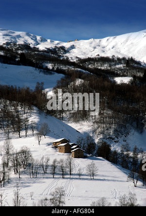 Abords de St Martin de Belleville, France en hiver Banque D'Images