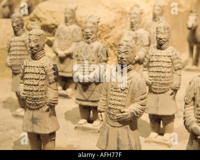 La figure d'imitation de la Terre cuite sculpture terracotta warrior Bingma Yong Banque D'Images