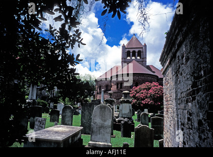 CHARLESTON EN CAROLINE DU SUD et à l'arrière du cimetière de l'Église congrégationaliste circulaire Banque D'Images