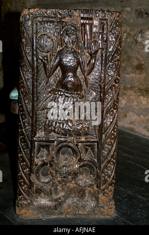 600 ans de sculpture Mermaid Zennor sur pew fin à l église St Senara Zennor Penwith Cornwall Banque D'Images