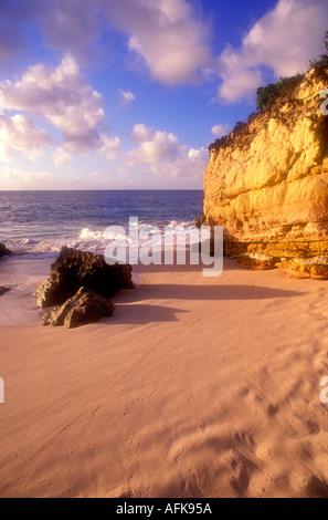 Cupecoy Beach sur l'île de Sint Maarten Antilles néerlandaises Caraïbes CFA Banque D'Images