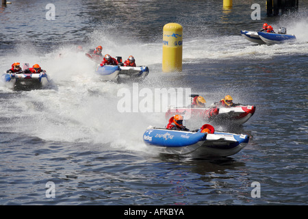 Course Zapcats sur la rivière Clyde dans le cadre de la rivière Glasgow Festival 2006 Banque D'Images