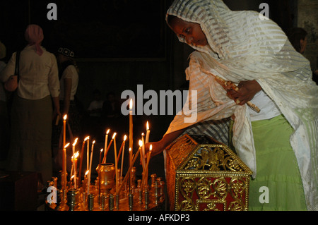 Les pèlerins orthodoxes éthiopiennes à l'église du Saint Sépulcre Pâques 2006 Israël Jérusalem Vieille Ville Banque D'Images