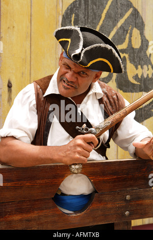 En dehors de l'acteur de pirates Musée des pirates de Nassau, New Providence, Nassau, Bahamas. Banque D'Images