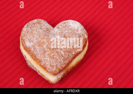 Cruller en forme de cœur Banque D'Images