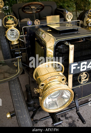 1902 Panhard et Levassor 16HP dans le paddock à Goodwood Festival of Speed, Sussex, UK. Banque D'Images