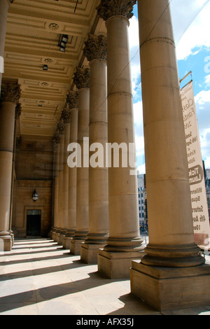 Les colonnes d'entrée de ville de Leeds UK Banque D'Images