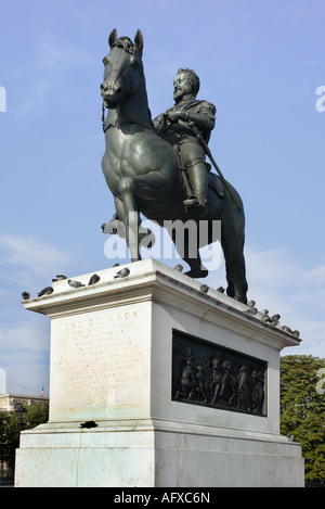 Statue d'Henri IV sur le Pont Neuf, Paris Banque D'Images