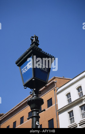 Lampe de police traditionnels-post Sign Banque D'Images