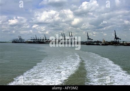 Trinity quai du port de Felixstowe dans le Suffolk, le premier port de conteneurs. Banque D'Images