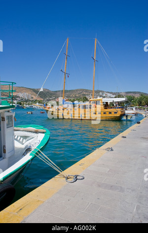 Harbor boulevard à Bodrum Turquie Banque D'Images