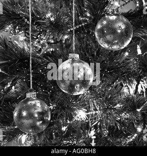 Ornements d'arbre de Noël /en noir et blanc/ Banque D'Images