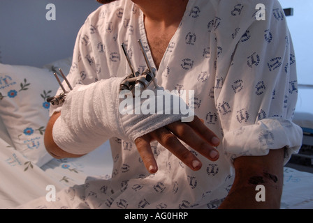Patient de Palestiniens Fatah dans un hôpital en Israël d'Ashkelon Banque D'Images