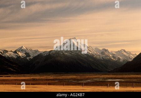 Vue sur le Mont Cook et ses environs varie de Hooker Valley Nouvelle-zélande Canterbury Banque D'Images