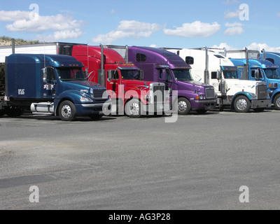 Camions garées Banque D'Images