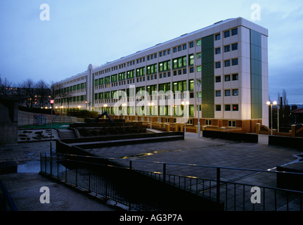 Stockport Cheshire UK compte tenu de soirée logement rénové Terrasse Stonemill appartements Banque D'Images