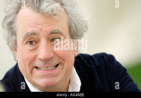 Terry Jones, ancien comédien et auteur britannique Monty Python frontman à Hay Festival 2006 Hay-on-Wye Powys Pays de Galles UK Banque D'Images