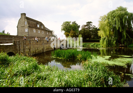 Royaume-uni Cambridgeshire Grantchester Rivière Cam Banque D'Images