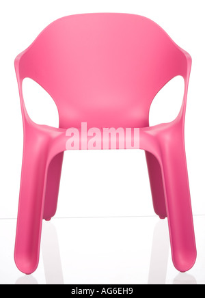 Chaise en plastique rose Banque D'Images