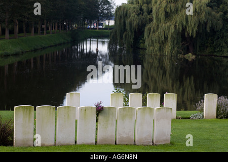 Remparts British WW1 Military Cemetery Ypres Belgique Banque D'Images