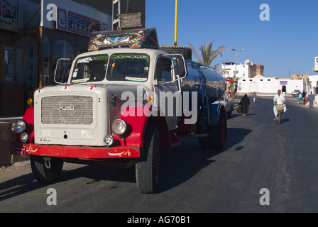 Mer Rouge Egypte Quoseir Paysage Village Vie quotidienne dans la rue principale Banque D'Images