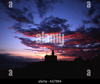 Coucher de soleil sur le château de St Nicolau Ciutadella Banque D'Images