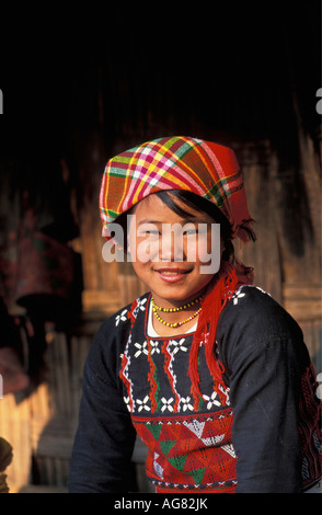Vietnam Hue jeune femme de hilltribe XaFo Banque D'Images