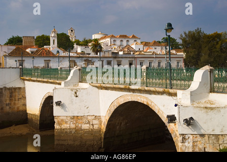 Ponte Romana pont romain Tavira Algarve Portugal Banque D'Images