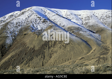 La crête de Umtanum couvert de neige de l'hiver Lt Murray Zone de loisirs de la faune de la rivière Yakima Yakima Washington Banque D'Images