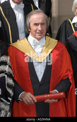 Ancien pilote de course F1 Sir Jackie Stewart, avec son épouse, la réception d'un doctorat honorifique de l'Université d'Édimbourg Banque D'Images