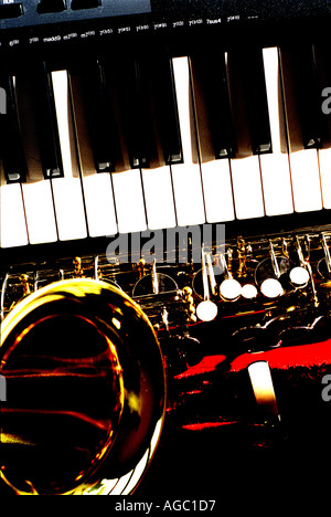 Bec Saxophone clarinette partitions reed et claviers soft focus contraste Banque D'Images