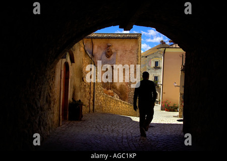 San Stefano di Sessanio, Abruzzes, Italie. Banque D'Images